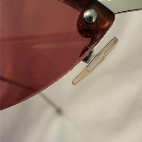 Fendi Stylish Polka Dot Sunglasses - Pink and Black - Picture 5 of 5